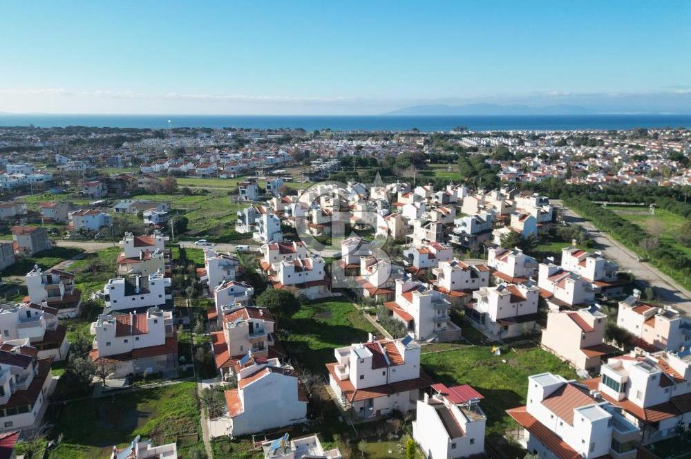 Dikili'nin En Sevilen Sitesinde, Huzur ve Deniz Bir Arada! Satılık Arsa