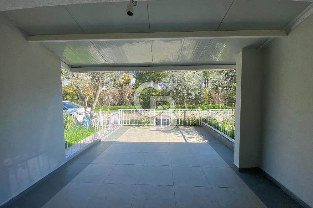 DENİZE YÜRÜME MESAFESİNDE, MERKEZİ KONUMDA DUBLEKS