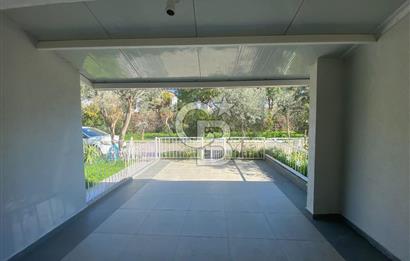 DENİZE YÜRÜME MESAFESİNDE, MERKEZİ KONUMDA DUBLEKS