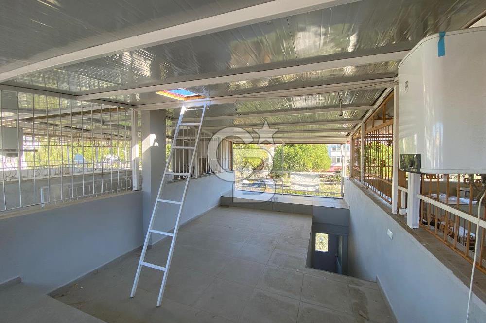 DENİZE YÜRÜME MESAFESİNDE, MERKEZİ KONUMDA DUBLEKS