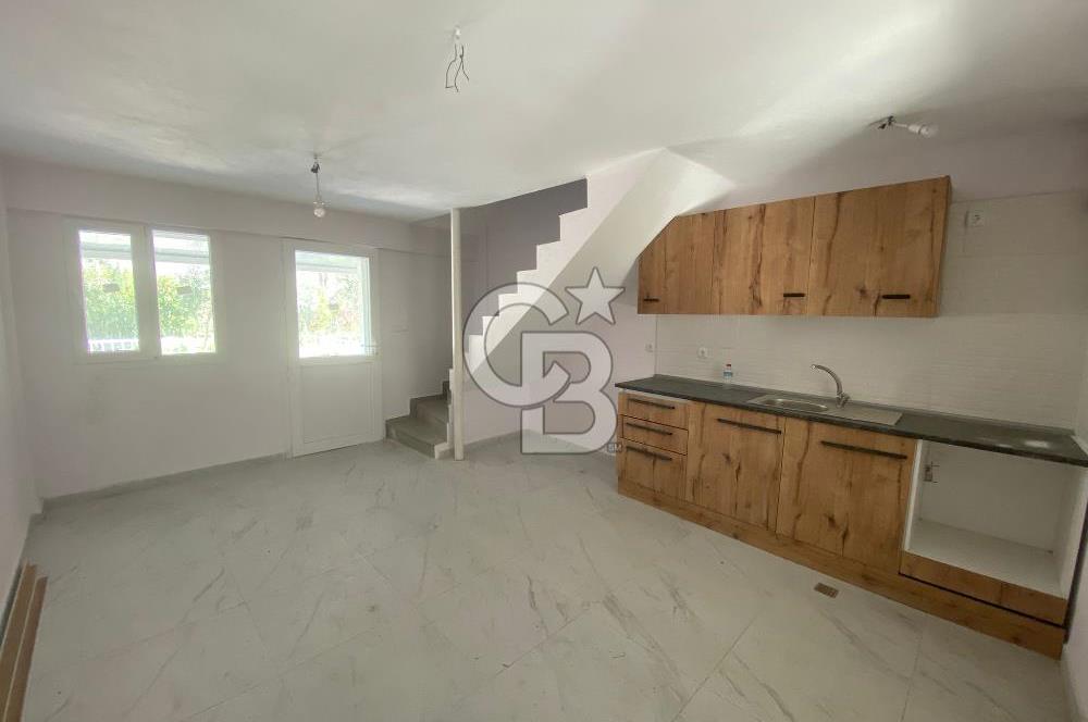 DENİZE YÜRÜME MESAFESİNDE, MERKEZİ KONUMDA DUBLEKS