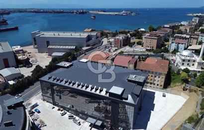 SAHİLYOLUNA CEPHE İSKANLI 1.700 M2 SHOWROOM