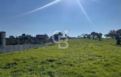 Urla İçmeler'de 225m² Hisseli Tarla - Yatırım Fırsatı