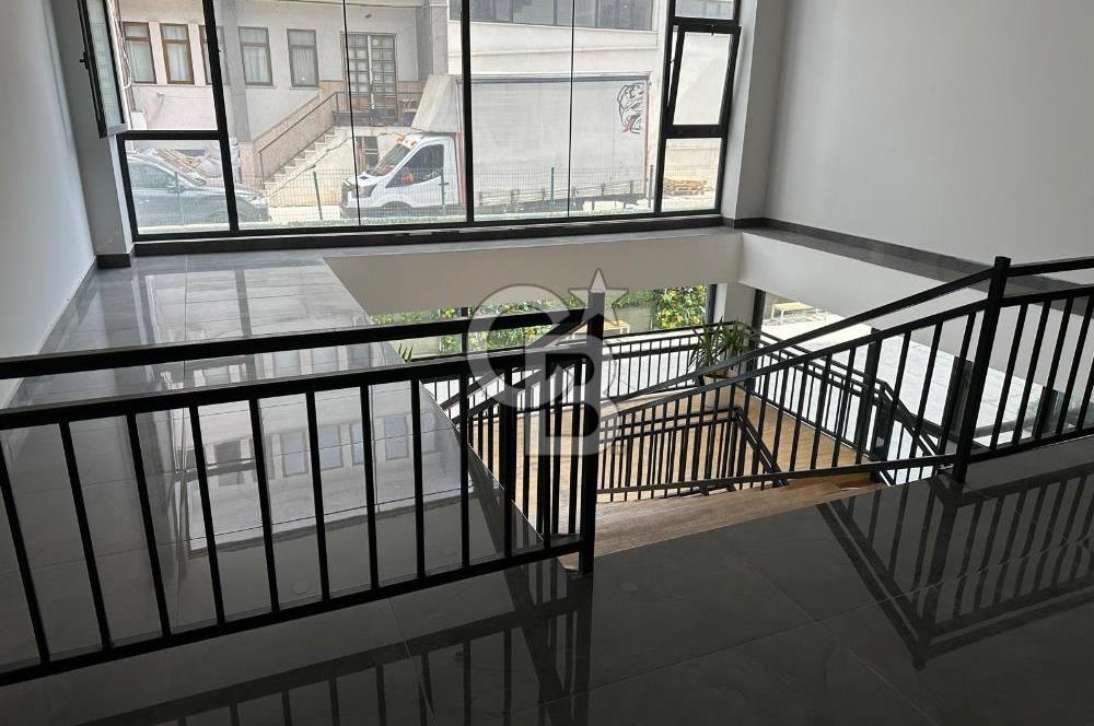 GÜNEŞLİ NİRVANA PLAZA'DA SATILIK 160 M2 BÜRO-OFİS