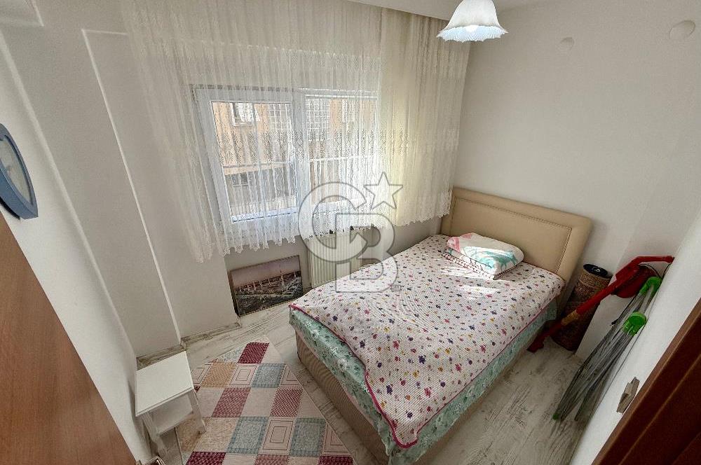 İZMİR KARŞIYAKA ALAYBEY’DE MERKEZİ KONUMDA, KAPALI MUTFAKLI 2+1 DAİRE