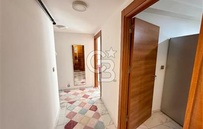 İZMİR KARŞIYAKA ALAYBEY’DE MERKEZİ KONUMDA, KAPALI MUTFAKLI 2+1 DAİRE