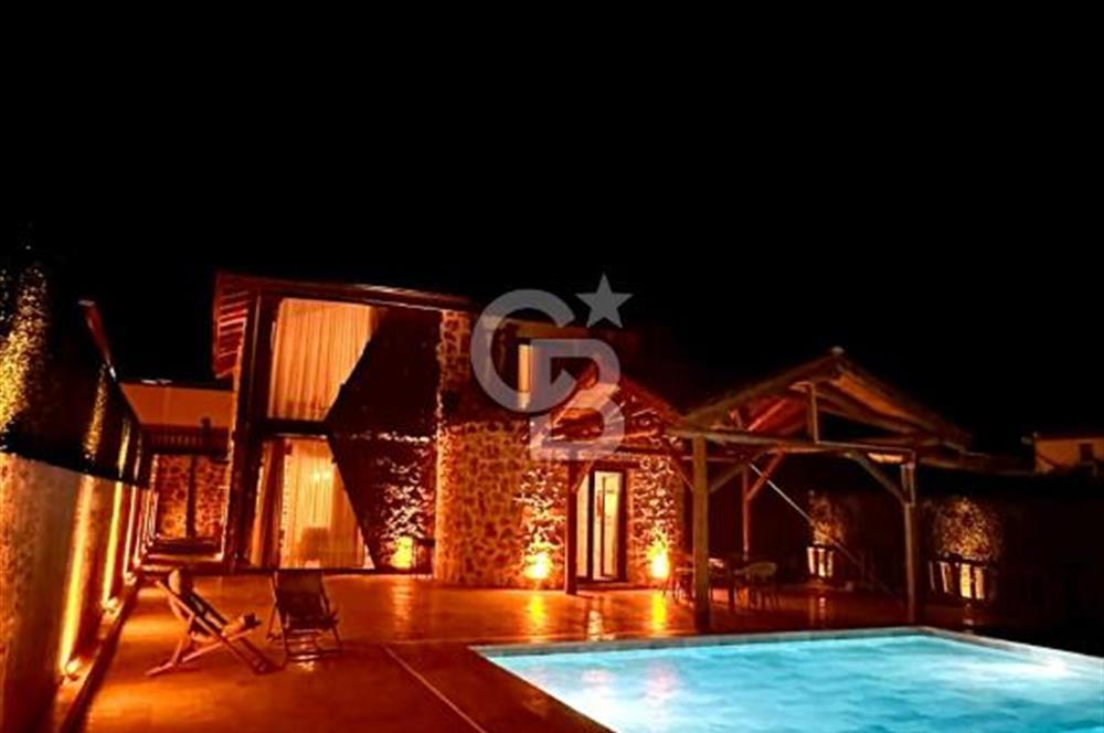 BURSA İZNİK SATILI LÜKS VİLLA