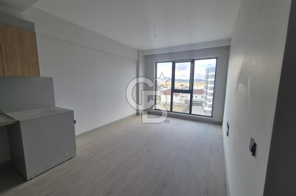 Esenboğa Havalimanı Yakınında Kiralık 1+1 Köşe Daire