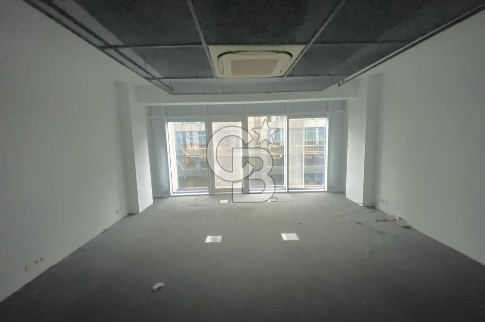 NEF 09 PLAZADA METROYA ÇOK YAKIN KİRALIK OFİS
