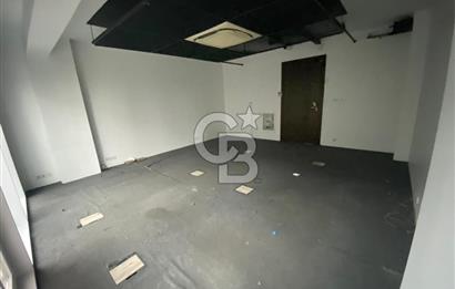 NEF 09 PLAZADA METROYA ÇOK YAKIN KİRALIK OFİS