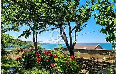 ARNAVUTKÖY KARABURUN MÜSTAKİL 3 KATLI BAHÇELİ EV