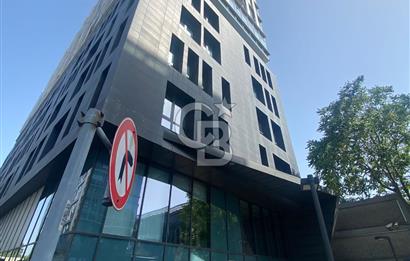 NEF 09 PLAZADA METROYA ÇOK YAKIN KİRALIK OFİS