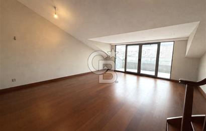 Kadıköy, Yoğurtçu Parkı & Deniz Manzaralı SATILIK Dubleks Daire