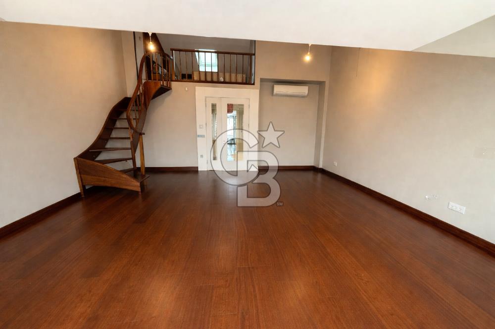 Kadıköy, Yoğurtçu Parkı & Deniz Manzaralı SATILIK Dubleks Daire