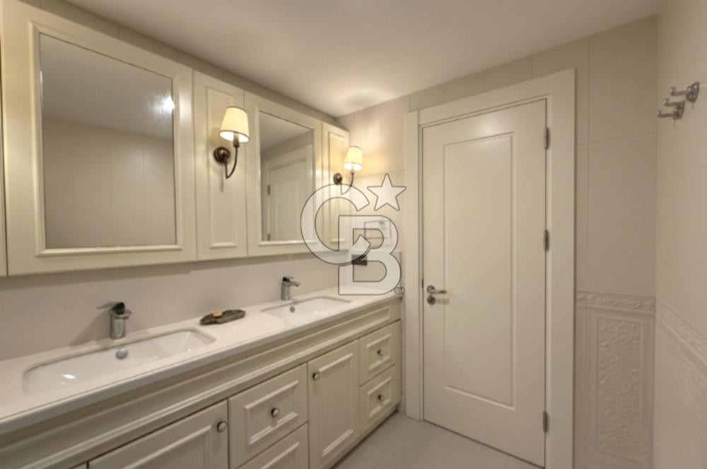 Kadıköy, Yoğurtçu Parkı & Deniz Manzaralı SATILIK Dubleks Daire