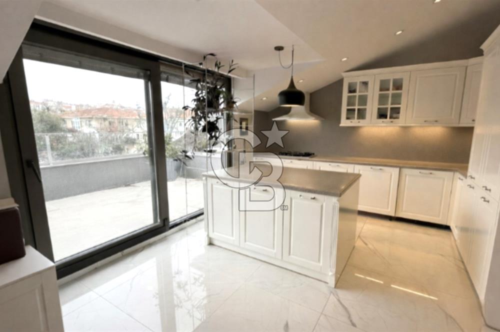 Kadıköy, Yoğurtçu Parkı & Deniz Manzaralı SATILIK Dubleks Daire