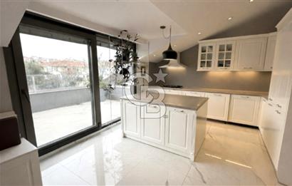 Kadıköy, Yoğurtçu Parkı & Deniz Manzaralı SATILIK Dubleks Daire