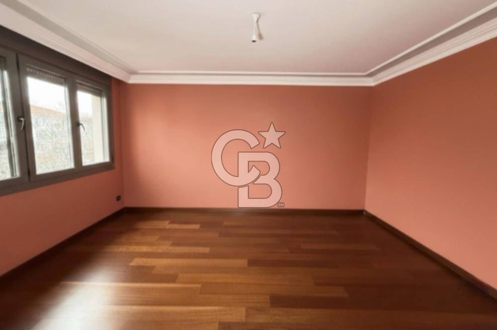 Kadıköy, Yoğurtçu Parkı & Deniz Manzaralı SATILIK Dubleks Daire