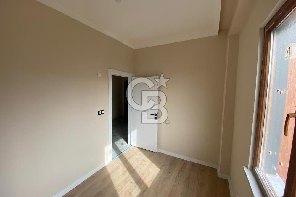 SATILIK SİTE İÇERİSİN'DE 2+1 DAİRE ARNAVUTKÖY METRO'YA YÜRÜME