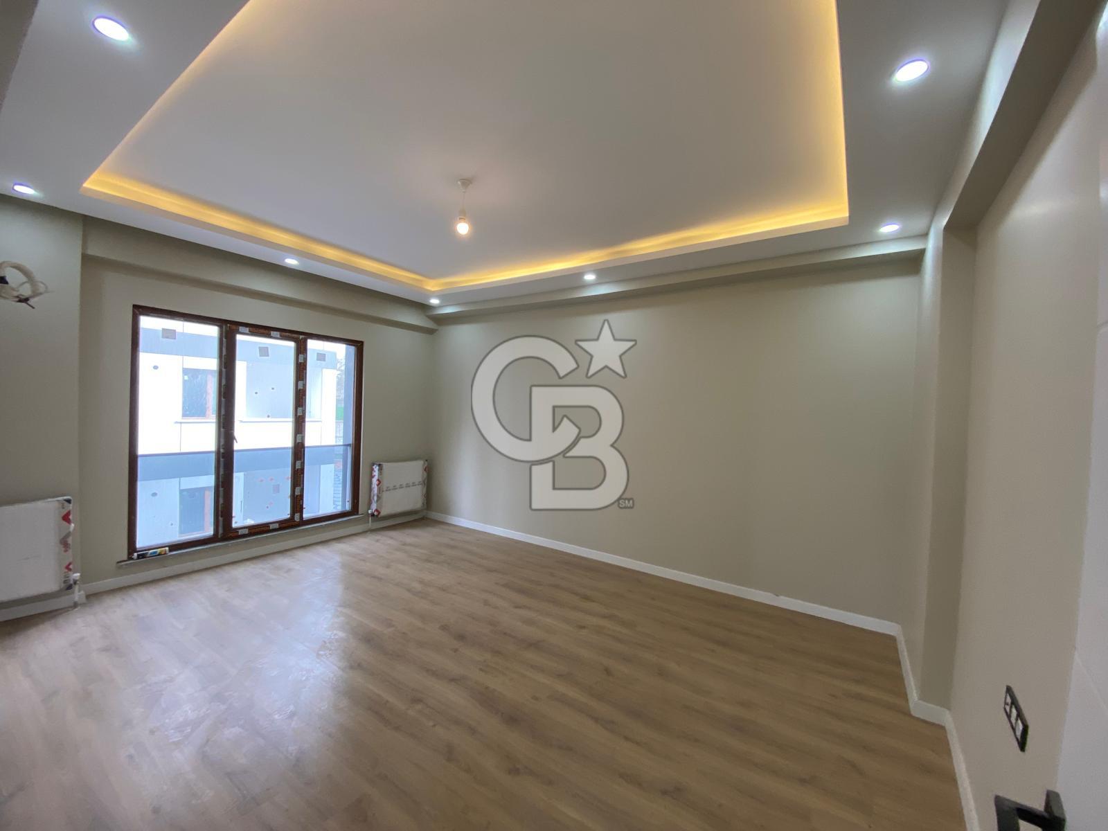 SATILIK SİTE İÇERİSİN'DE 2+1 DAİRE ARNAVUTKÖY METRO'YA YÜRÜME