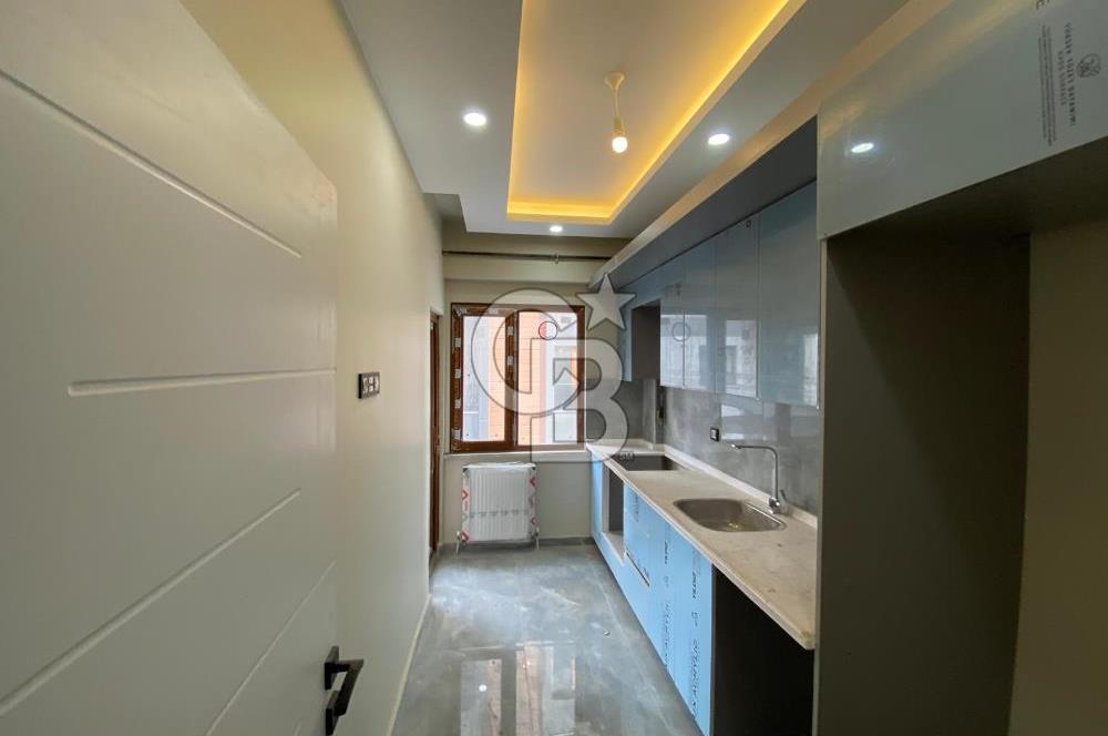 SATILIK SİTE İÇERİSİN'DE 2+1 DAİRE ARNAVUTKÖY METRO'YA YÜRÜME