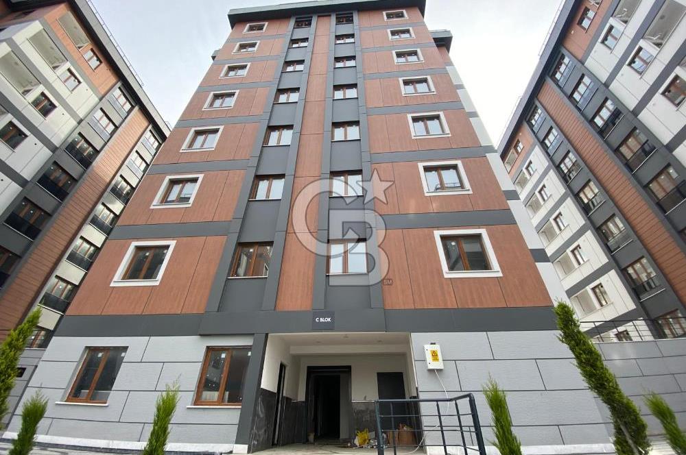 SATILIK SİTE İÇERİSİN'DE 2+1 DAİRE ARNAVUTKÖY METRO'YA YÜRÜME