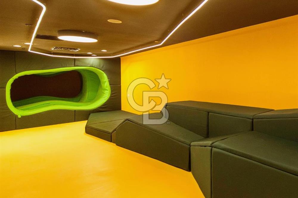 NEF 09 PLAZADA METROYA ÇOK YAKIN KİRALIK OFİS