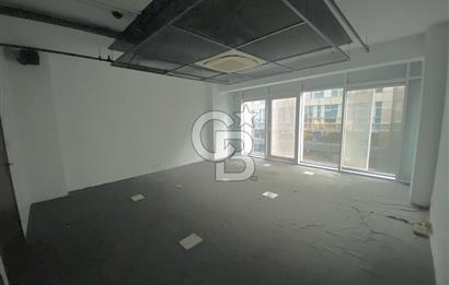 NEF 09 PLAZADA METROYA ÇOK YAKIN KİRALIK OFİS