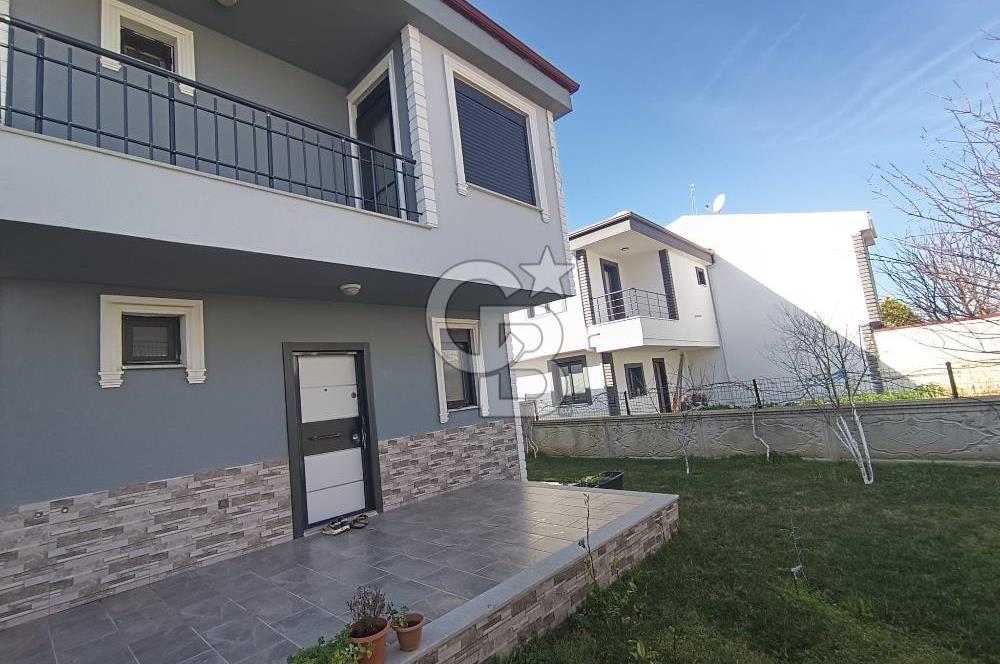 Mavinin ve Yeşilinin Buluştuğu Nokta: Altınova’da Fırsat Villası!