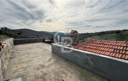 ÇANAKKALE AYVACIK AHMETLER'DE MÜSTAKİL TAŞ EV