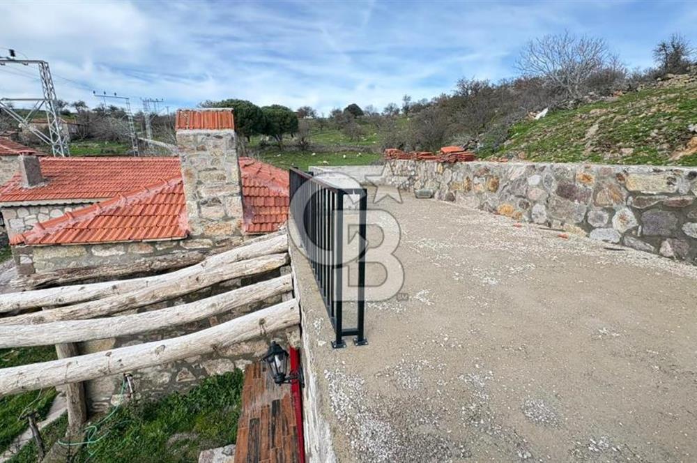 ÇANAKKALE AYVACIK AHMETLER'DE MÜSTAKİL TAŞ EV