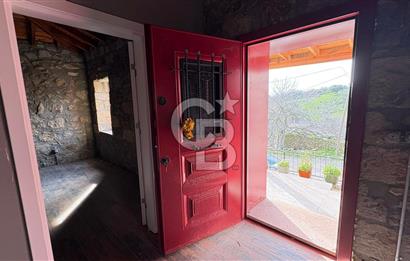 ÇANAKKALE AYVACIK AHMETLER'DE MÜSTAKİL TAŞ EV