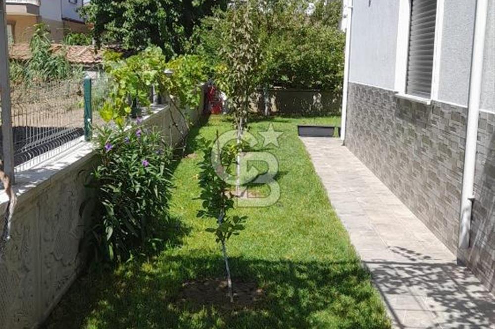 Mavinin ve Yeşilinin Buluştuğu Nokta: Altınova’da Fırsat Villası!