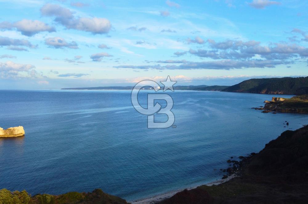 Çanakkale Lapseki'de Resmi Yolu Olan Denize Sıfır 18.796m² Arazi