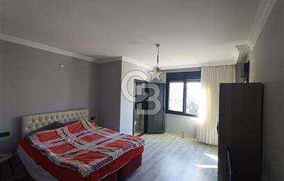 Mavinin ve Yeşilinin Buluştuğu Nokta: Altınova’da Fırsat Villası!