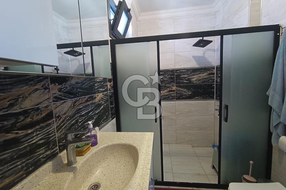 Mavinin ve Yeşilinin Buluştuğu Nokta: Altınova’da Fırsat Villası!