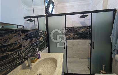 Mavinin ve Yeşilinin Buluştuğu Nokta: Altınova’da Fırsat Villası!