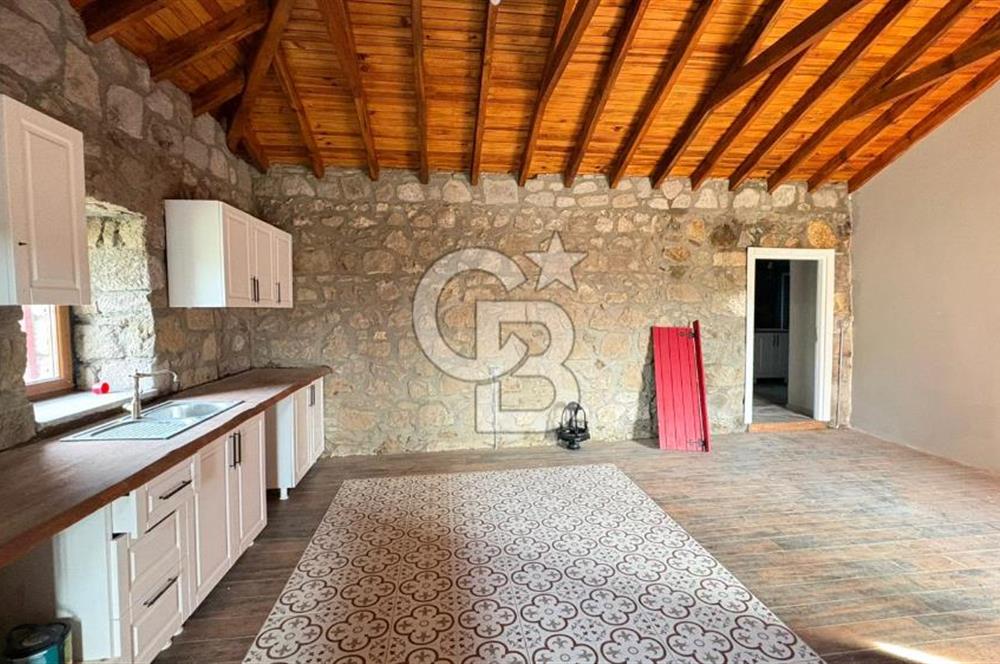 ÇANAKKALE AYVACIK AHMETLER'DE MÜSTAKİL TAŞ EV