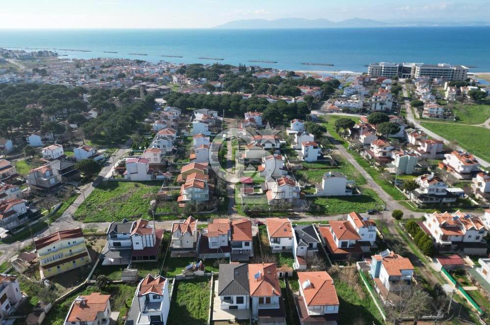 Mavinin ve Yeşilinin Buluştuğu Nokta: Altınova’da Fırsat Villası!