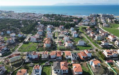 Mavinin ve Yeşilinin Buluştuğu Nokta: Altınova’da Fırsat Villası!