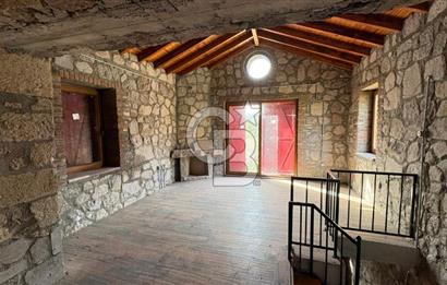 ÇANAKKALE AYVACIK AHMETLER'DE MÜSTAKİL TAŞ EV