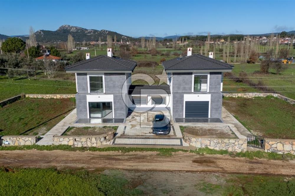 Muğla Menteşe Yenice'de  Satılık 4+1 Lüks Villa 