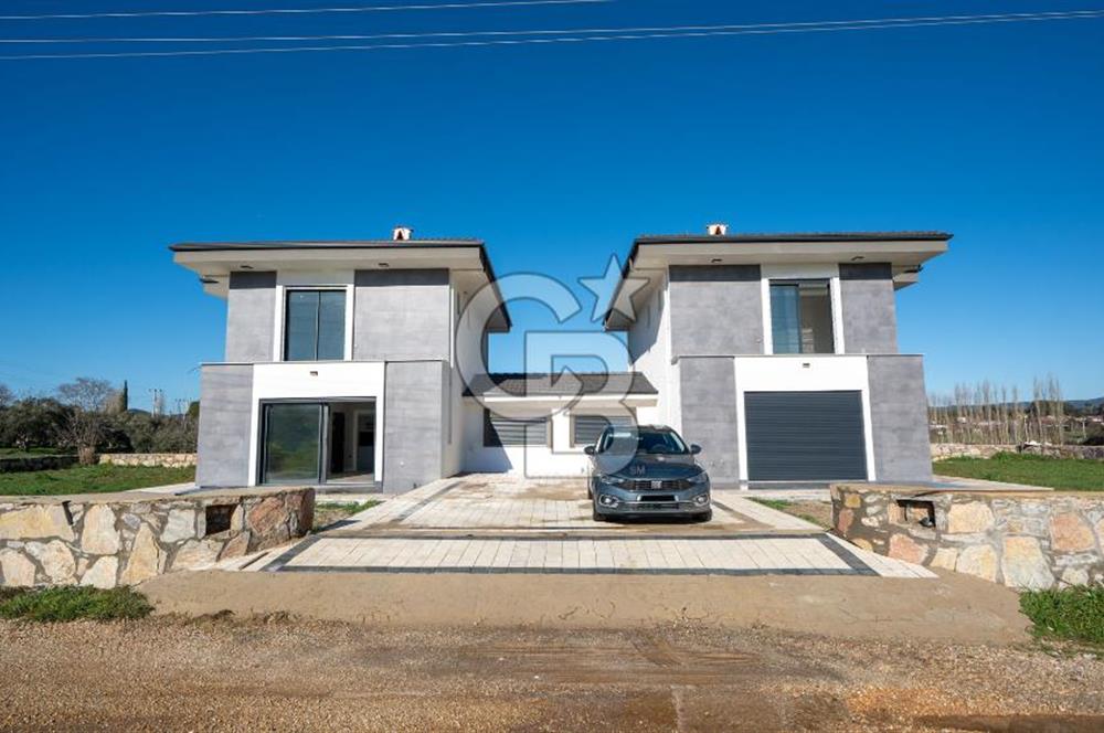 Muğla Menteşe Yenice'de  Satılık 4+1 Lüks Villa 