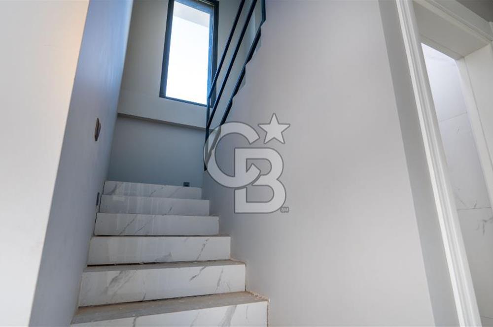 Muğla Menteşe Yenice'de  Satılık 4+1 Lüks Villa 