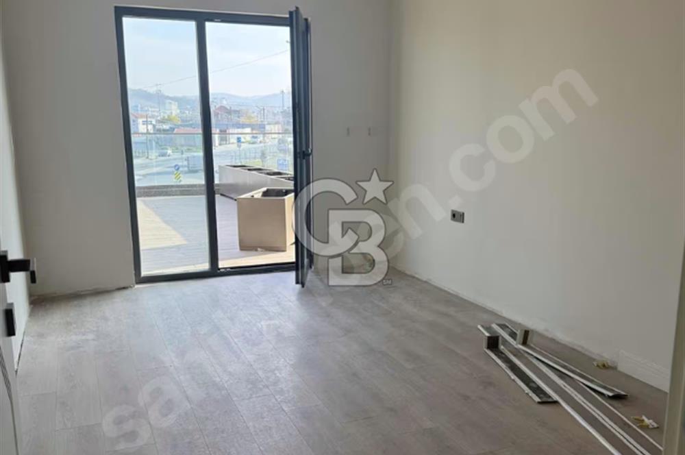 LÜXERADA KİRALIK TERASLI 1+1 | OFİS & OTURUMA UYGUN