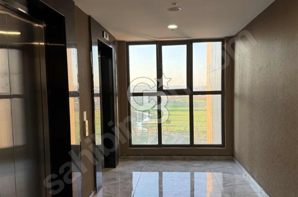 LÜXERADA KİRALIK TERASLI 1+1 | OFİS & OTURUMA UYGUN