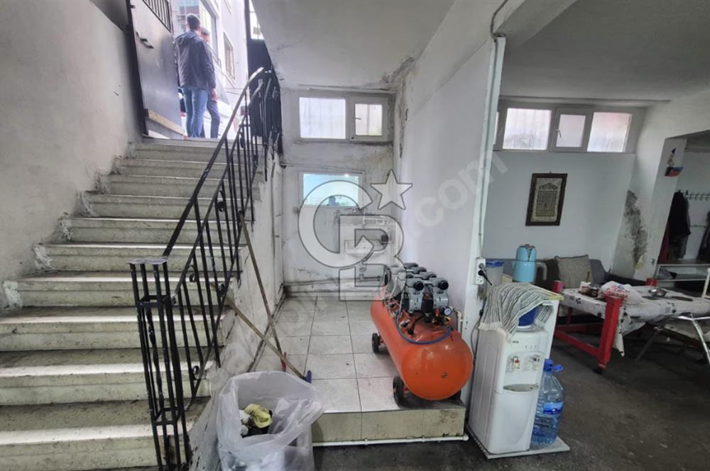 SATILIK KİRACILI 125 m² DÜKKAN YENİBOSNA ZAFER MAH.