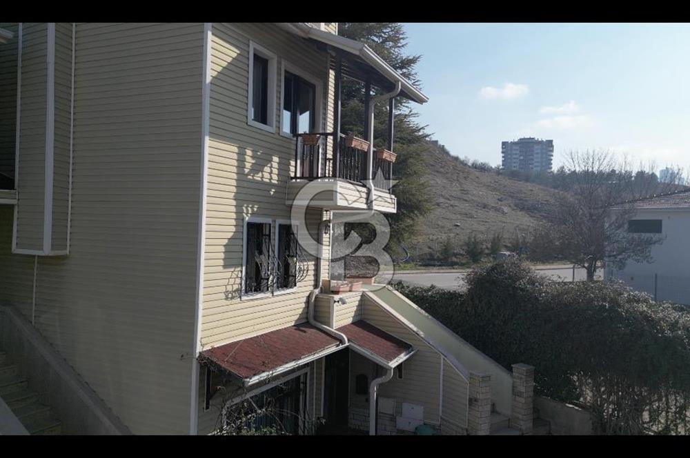 ÇAYYOLU BAŞKENT DOKTORLAR SİTESİNDE ASANSÖRLÜ , KÖŞE , ŞEREFİYELİ KÖŞE VİLLA