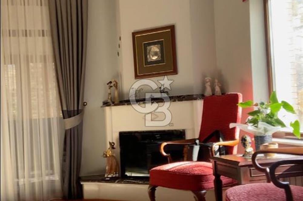 ÇAYYOLU BAŞKENT DOKTORLAR SİTESİNDE ASANSÖRLÜ , KÖŞE , ŞEREFİYELİ KÖŞE VİLLA