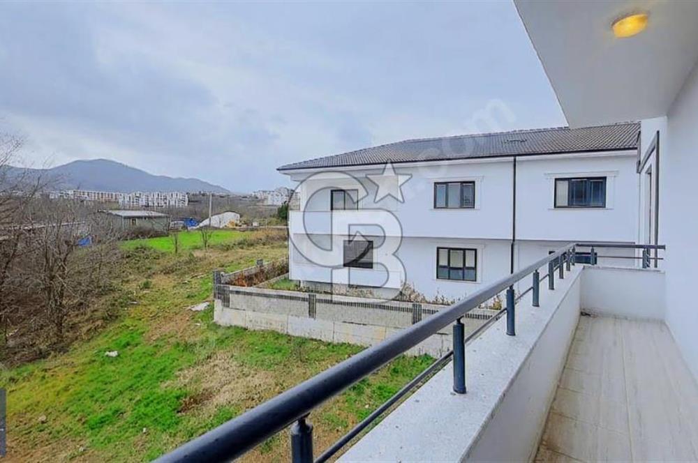 YUVACIK BAŞİSKELE DİŞ HASTANESİ,NE YAKIN 2+1 KİRALIK ÇATI DUBLEX